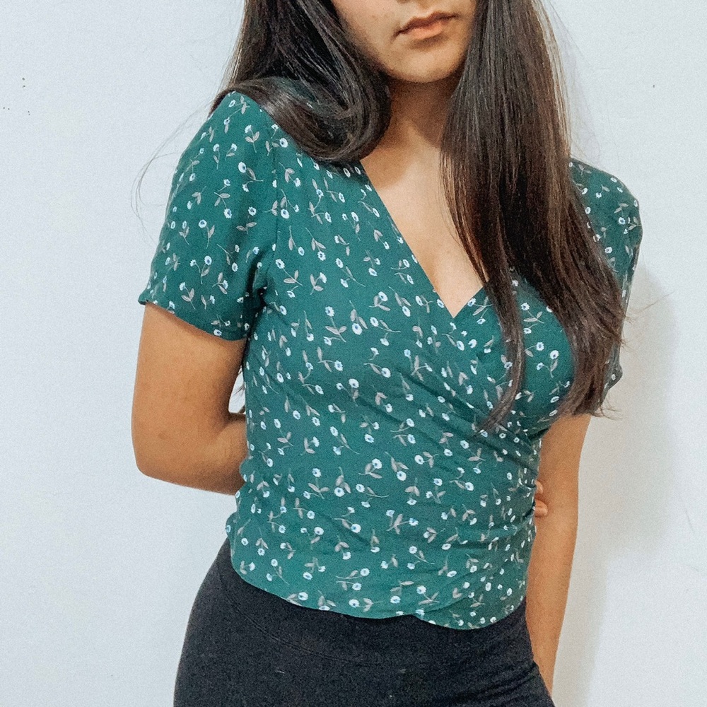 Brandy Melville Green Wrap Top